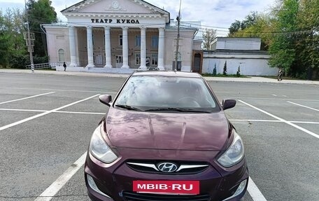 Hyundai Solaris II рестайлинг, 2011 год, 595 000 рублей, 8 фотография