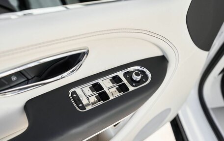 Bentley Bentayga I, 2024 год, 27 990 000 рублей, 9 фотография