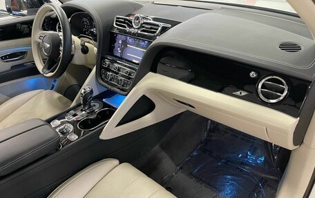Bentley Bentayga I, 2024 год, 27 990 000 рублей, 39 фотография