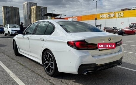 BMW 5 серия, 2022 год, 4 990 000 рублей, 3 фотография