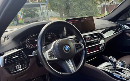 BMW 5 серия, 2022 год, 4 990 000 рублей, 20 фотография