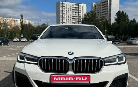 BMW 5 серия, 2022 год, 4 990 000 рублей, 6 фотография