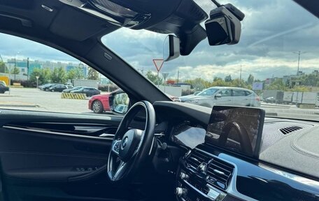 BMW 5 серия, 2022 год, 4 990 000 рублей, 21 фотография
