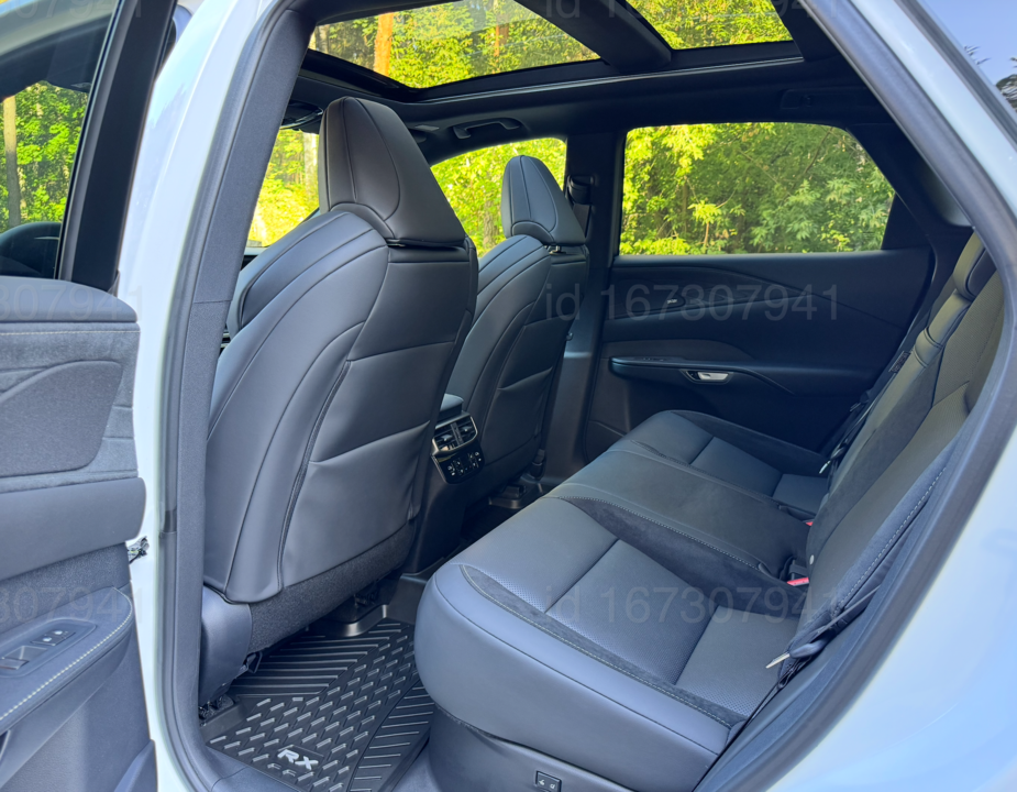Lexus RX IV рестайлинг, 2026 год, 12 500 000 рублей, 5 фотография