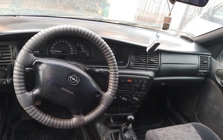 Opel Vectra B рестайлинг, 1997 год, 211 000 рублей, 6 фотография