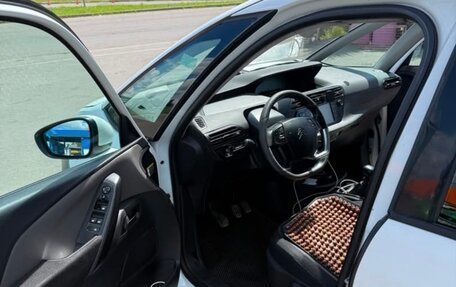 Citroen C4 Picasso II рестайлинг, 2018 год, 580 000 рублей, 3 фотография