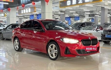 BMW 1 серия, 2022 год, 1 460 000 рублей, 3 фотография