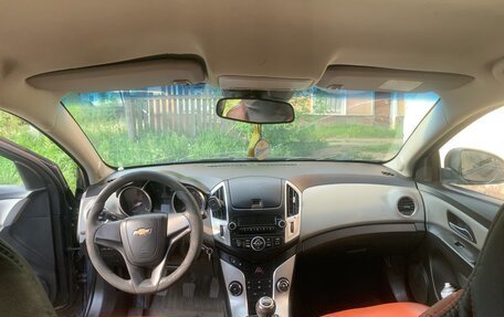 Chevrolet Cruze II, 2012 год, 320 000 рублей, 3 фотография