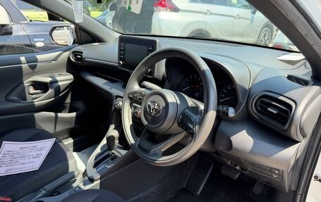 Toyota Yaris, 2020 год, 899 777 рублей, 5 фотография