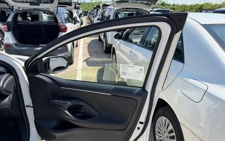 Toyota Yaris, 2020 год, 899 777 рублей, 8 фотография