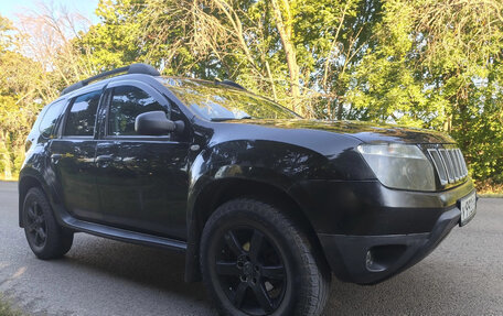 Renault Duster I рестайлинг, 2014 год, 900 000 рублей, 2 фотография