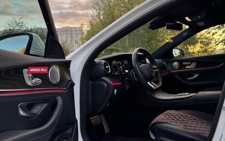 Mercedes-Benz E-Класс, 2022 год, 6 500 000 рублей, 10 фотография