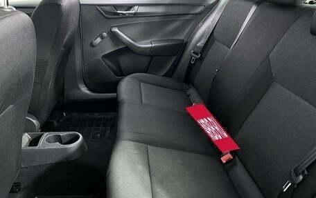 Skoda Rapid I, 2017 год, 899 000 рублей, 10 фотография