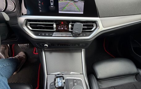 BMW 3 серия, 2019 год, 3 900 000 рублей, 14 фотография