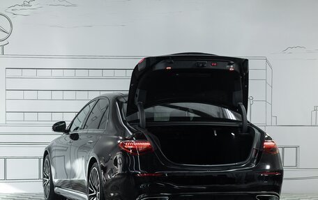 Mercedes-Benz S-Класс, 2024 год, 23 900 000 рублей, 10 фотография