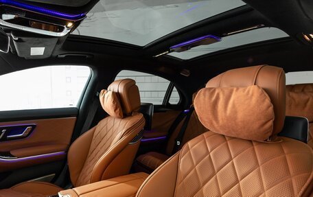 Mercedes-Benz S-Класс, 2024 год, 23 900 000 рублей, 13 фотография