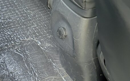 Hyundai Tucson III, 2008 год, 1 000 000 рублей, 33 фотография