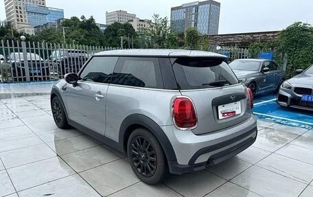 MINI Hatch, 2023 год, 1 754 000 рублей, 4 фотография
