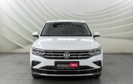Volkswagen Tiguan II, 2021 год, 3 250 000 рублей, 2 фотография