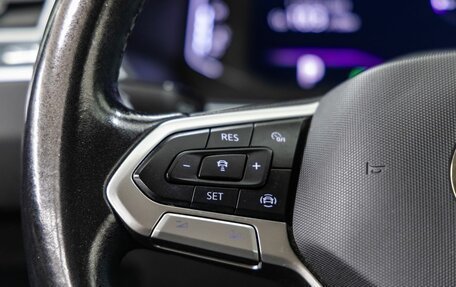 Volkswagen Tiguan II, 2021 год, 3 250 000 рублей, 15 фотография