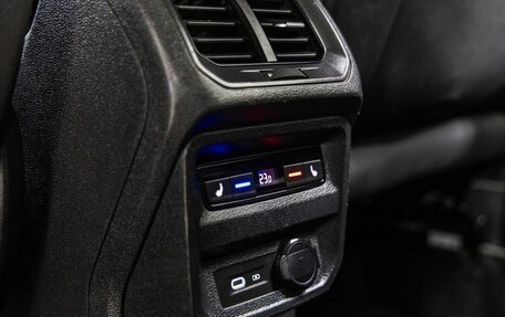 Volkswagen Tiguan II, 2021 год, 3 250 000 рублей, 30 фотография