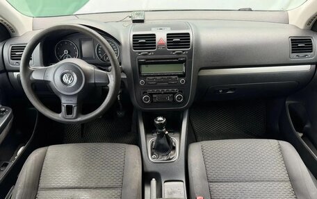 Volkswagen Jetta VI, 2010 год, 420 000 рублей, 8 фотография
