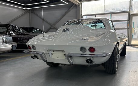 Chevrolet Corvette C2, 1966 год, 13 500 000 рублей, 4 фотография