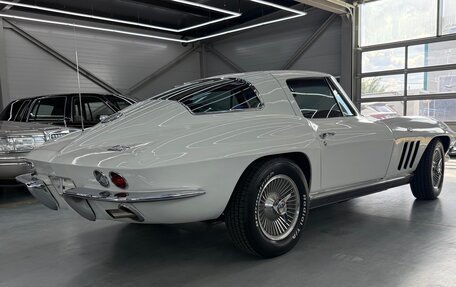 Chevrolet Corvette C2, 1966 год, 13 500 000 рублей, 3 фотография