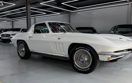 Chevrolet Corvette C2, 1966 год, 13 500 000 рублей, 2 фотография
