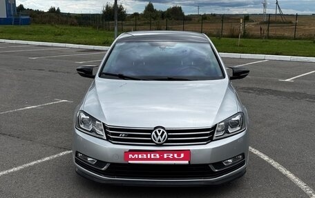 Volkswagen Passat B7, 2011 год, 1 090 000 рублей, 2 фотография