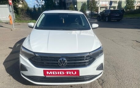 Volkswagen Polo VI (EU Market), 2020 год, 1 300 000 рублей, 2 фотография