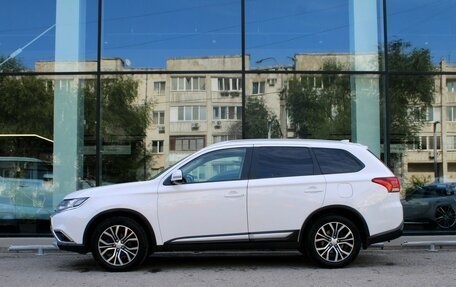 Mitsubishi Outlander III рестайлинг 3, 2018 год, 1 882 000 рублей, 8 фотография