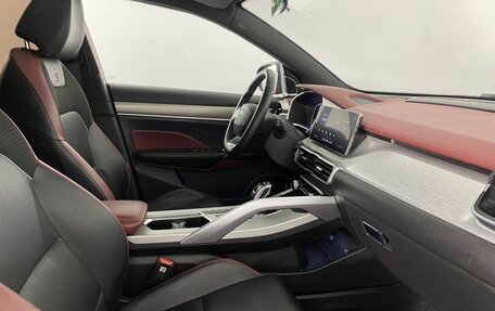 Geely Coolray I, 2022 год, 1 680 000 рублей, 5 фотография
