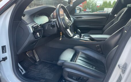 BMW 6 серия, 2018 год, 3 900 000 рублей, 10 фотография