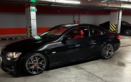 BMW 3 серия, 2007 год, 2 100 000 рублей, 2 фотография