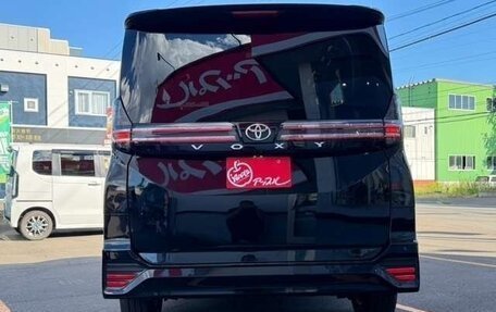 Toyota Voxy, 2025 год, 4 820 000 рублей, 3 фотография