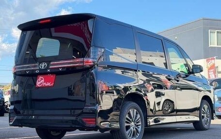 Toyota Voxy, 2025 год, 4 820 000 рублей, 6 фотография
