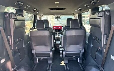 Toyota Voxy, 2025 год, 4 820 000 рублей, 18 фотография