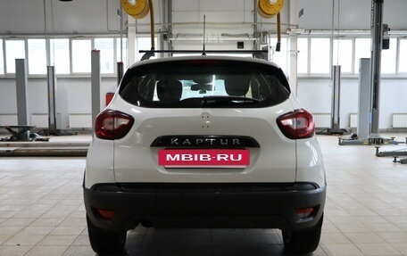 Renault Kaptur I рестайлинг, 2017 год, 649 990 рублей, 5 фотография