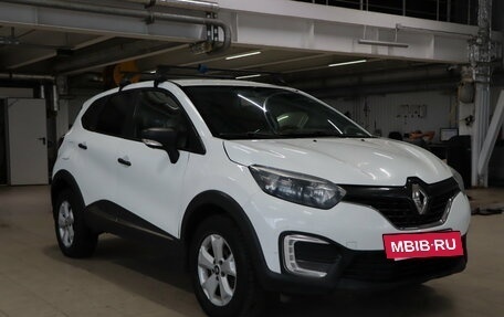 Renault Kaptur I рестайлинг, 2017 год, 649 990 рублей, 3 фотография