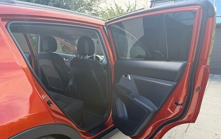 KIA Sportage III, 2010 год, 999 000 рублей, 6 фотография