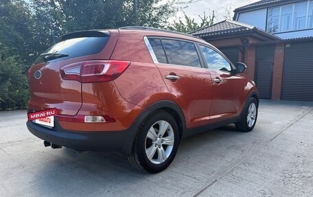 KIA Sportage III, 2010 год, 999 000 рублей, 4 фотография