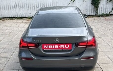 Mercedes-Benz A-Класс, 2019 год, 2 200 000 рублей, 2 фотография