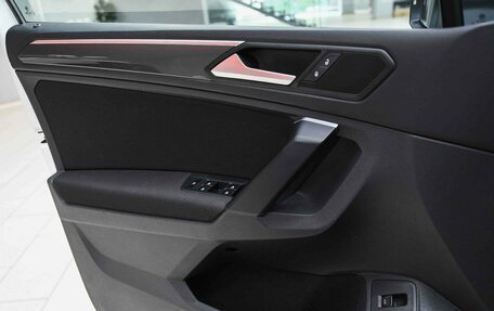 Volkswagen Tiguan II, 2019 год, 2 250 000 рублей, 11 фотография