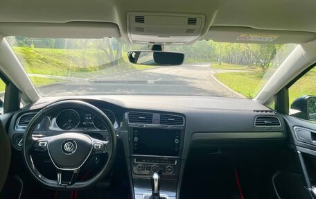 Volkswagen Golf VII, 2018 год, 1 900 000 рублей, 9 фотография