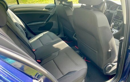 Volkswagen Golf VII, 2018 год, 1 900 000 рублей, 13 фотография