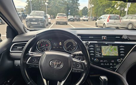 Toyota Camry, 2019 год, 3 000 000 рублей, 4 фотография