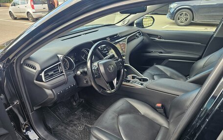 Toyota Camry, 2019 год, 3 000 000 рублей, 5 фотография
