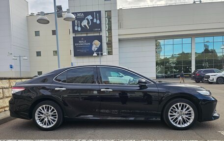 Toyota Camry, 2019 год, 3 000 000 рублей, 9 фотография