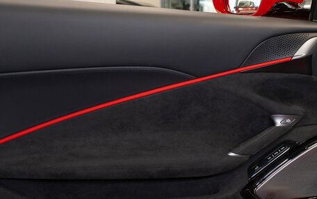 Ferrari Roma, 2025 год, 33 700 000 рублей, 16 фотография